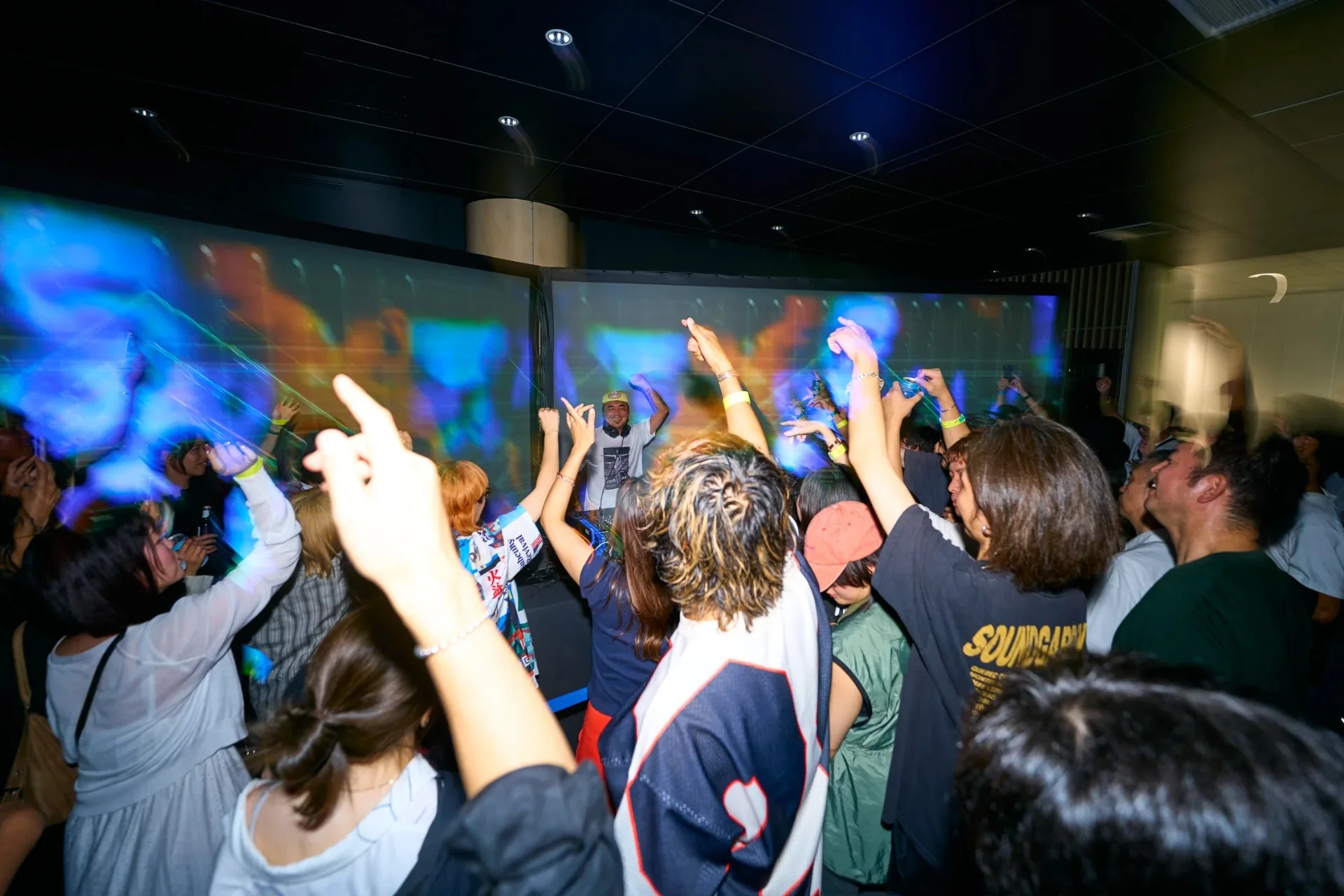 OSAKA STATION RAVEの様子